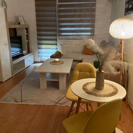 Apartman Royal 1 Doboj Eksteriør billede