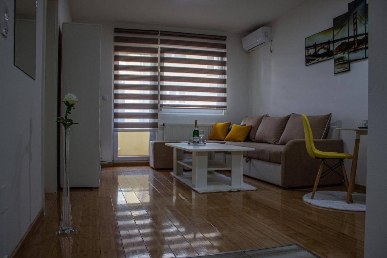 Apartman Royal 1 Doboj Eksteriør billede