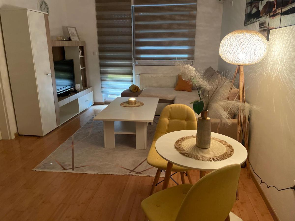 Apartman Royal 1 Doboj Eksteriør billede