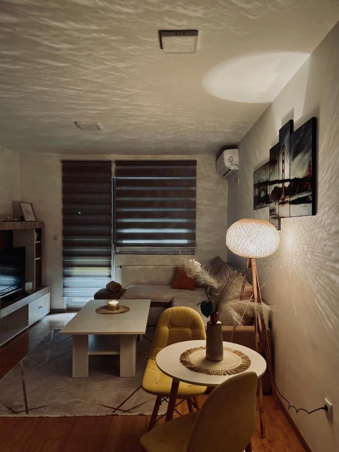 Apartman Royal 1 Doboj Eksteriør billede